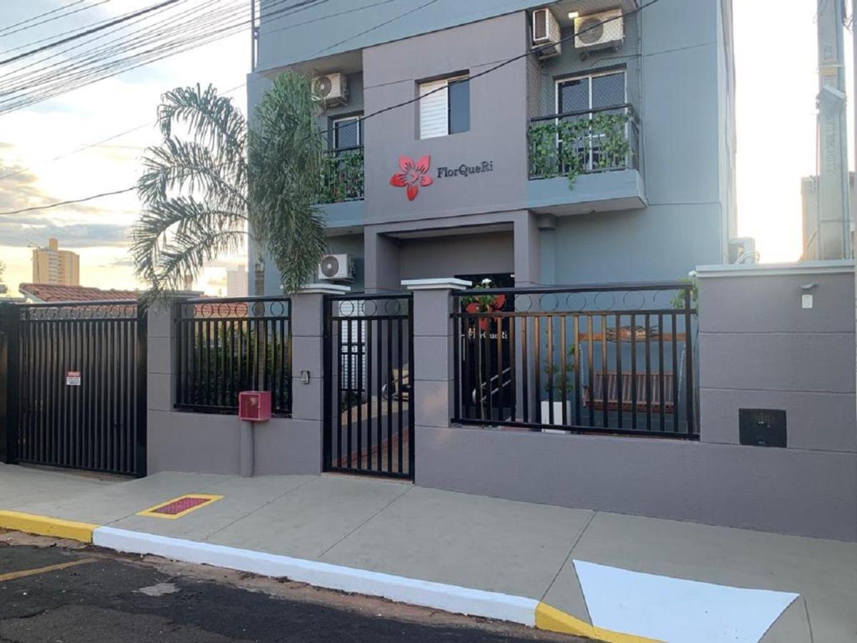 Flor Que Ri - Flats Mobiliados Na Melhor Localizacao Olimpia Ngoại thất bức ảnh